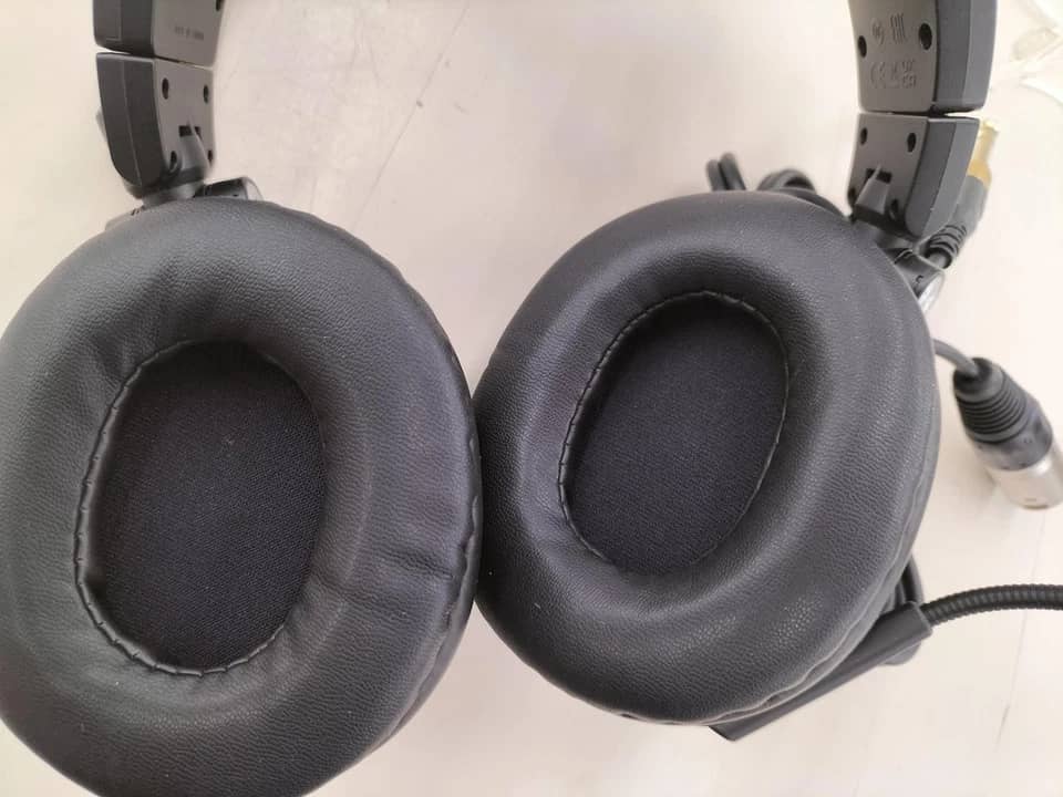 Audio-Technica ATH-M50x Headphones & Earbuds New Black