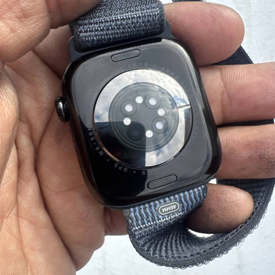 Apple Watch Series 10 Smartwatches 46mm Black Refurbished - Premium