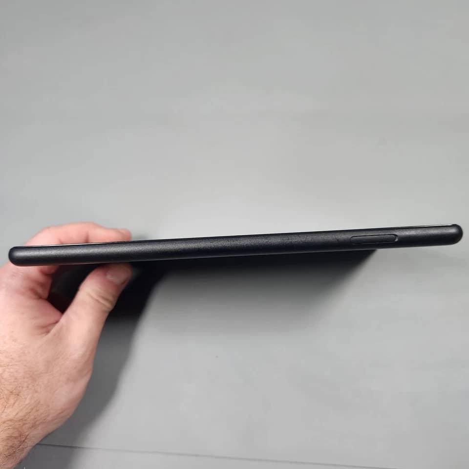 Amazon Fire HD 8 8th Tablets 7" Black 64GB New