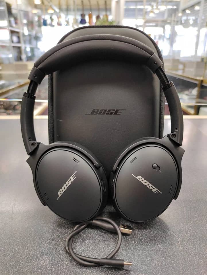 Bose QuietComfort 45 Headphones & Earbuds Unspecified Black