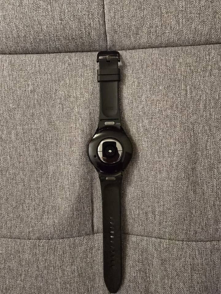 Samsung Galaxy Watch 6 Classic Smartwatches 47mm Silver New