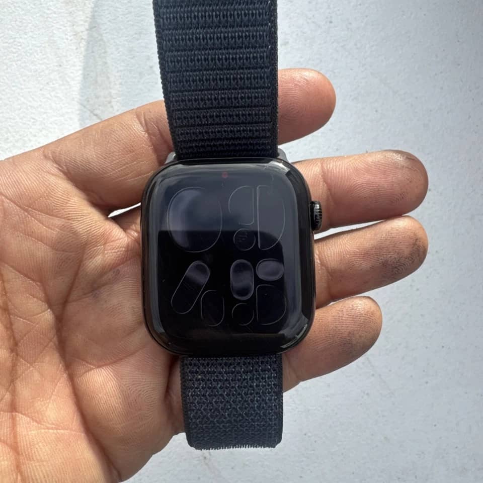 Apple Watch Series 10 Smartwatches 46mm Black Refurbished - Premium